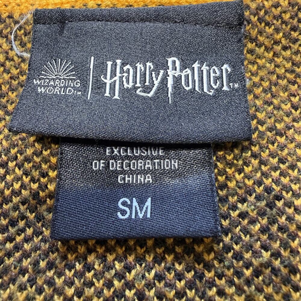 Harry Potter Women's Small Loyal Hufflepuff Cardigan Sweater Boxed Lunch - Picture 7 of 13